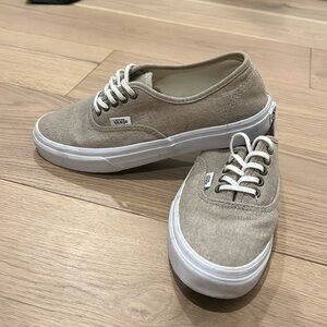 Gently used vans
